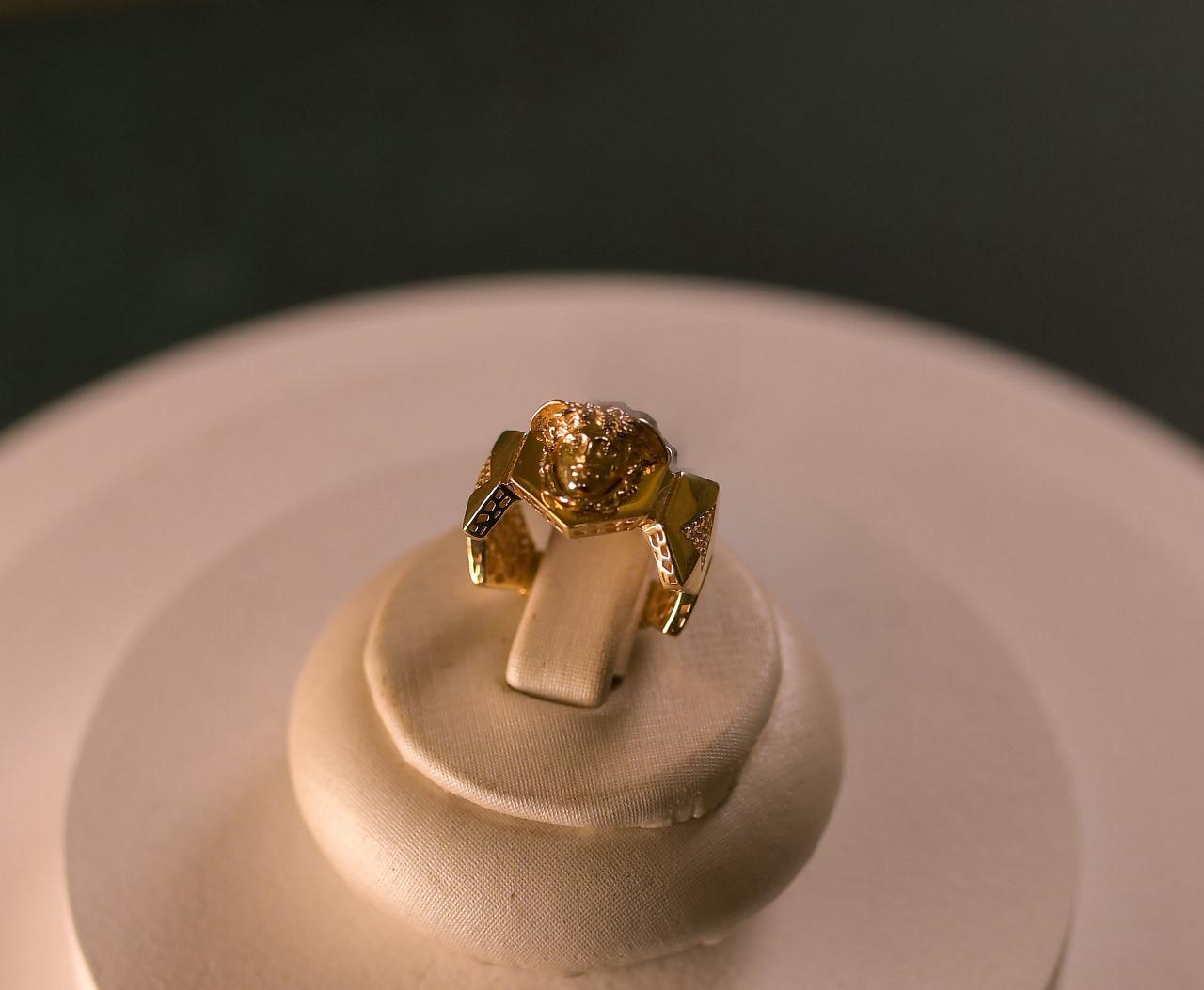 Gold Ring 5.45 g